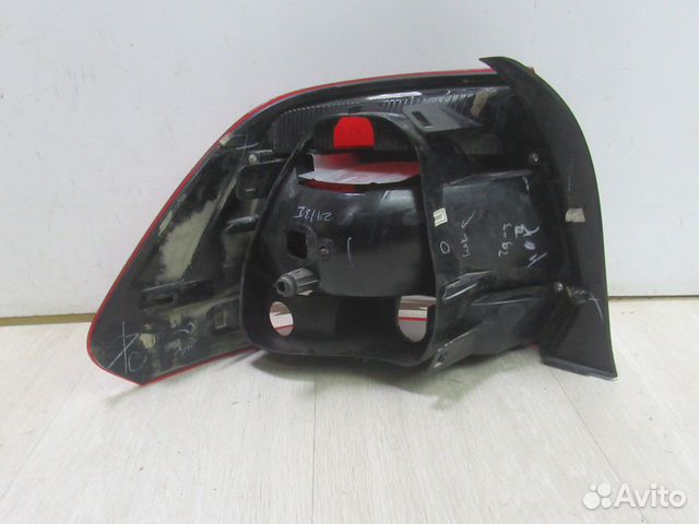 Фонарь правый Volkswagen Polo 5 рест 15- oem 6RU94 Фонарь правый Volkswagen Polo 5 рест 15- oem 6RU94