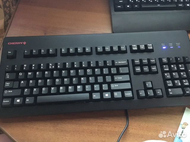 Механическая клавиатура Cherry MX silent board
