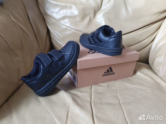 Новые детские кроссовки Adidas 28 р Новые детские кроссовки Adidas 28 р