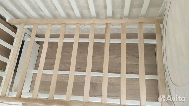 Кровать детская 120х60 с маятником и матрасом Кровать детская 120х60 с маятником и матрасом