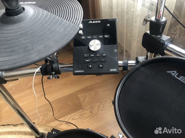Электронная ударная установка Alesis Crimson