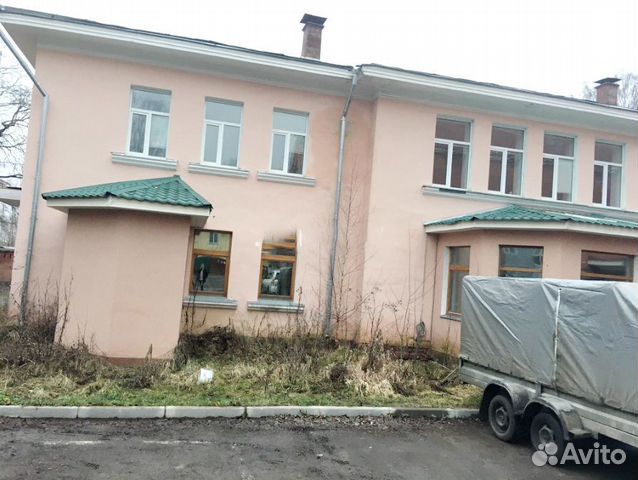 Помещения 686.6 м² + Участок 1705 м² Помещения 686.6 м² + Участок 1705 м²