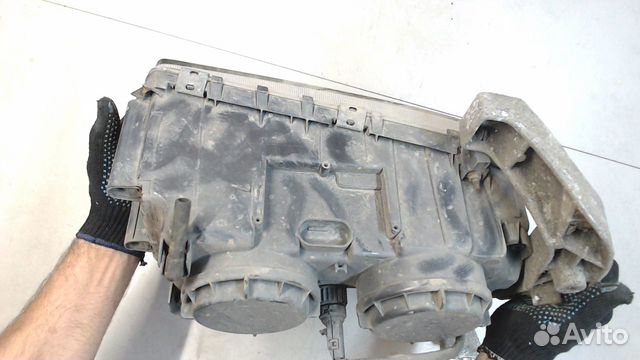 Фара (передняя) левая Mercedes Axor 2, 2007 Фара (передняя) левая Mercedes Axor 2, 2007