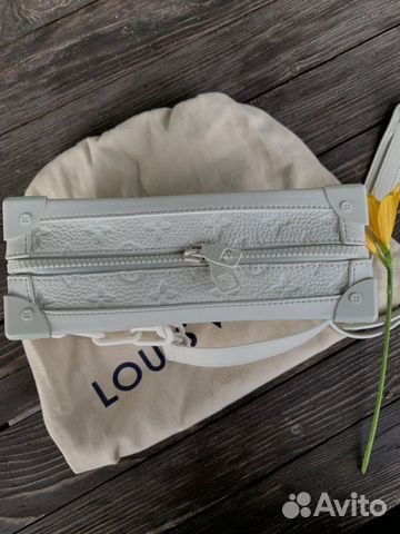 Louis Vuitton Louis Vuitton