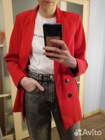 Пиджак Stradivarius красный, р-р S Пиджак Stradivarius красный, р-р S