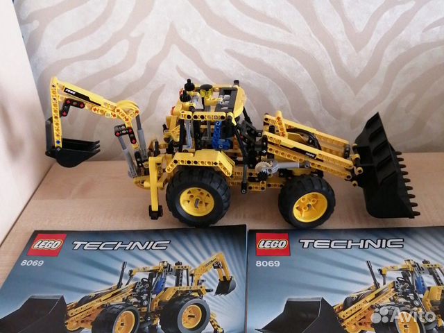 Экскаватор Лего 8069