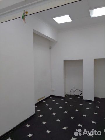 Две минуты от метро, большая проходимость