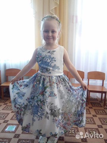 Платье на девочку. 5-7 лет Платье на девочку. 5-7 лет