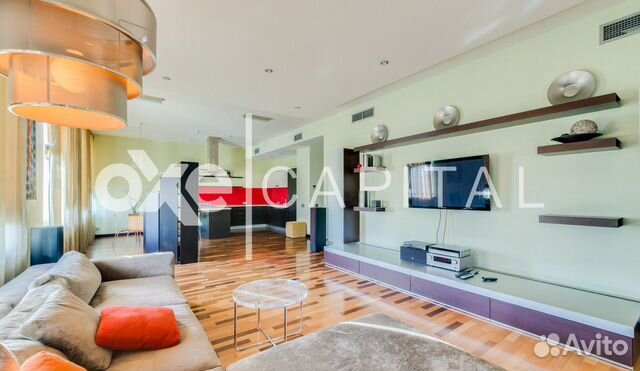 2-к квартира, 140 м², 3/6 эт.