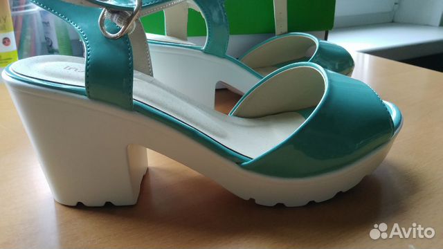 Босоножки женские 39 р-р Босоножки женские 39 р-р