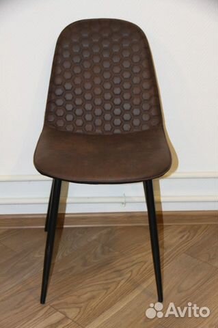 Стул Лион в современном стиле