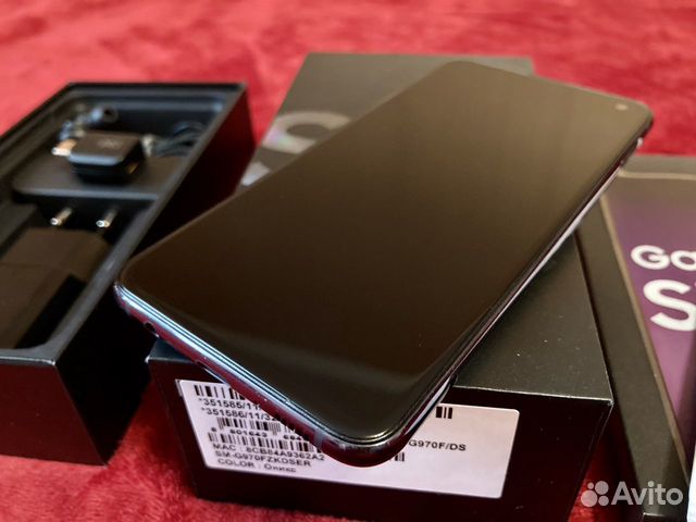 Samsung S10e Ростест гарантия до 12.2020 / обмен