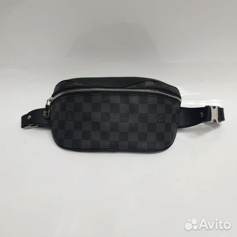 Новая поясная сумка Louis Vuitton Campus Новая поясная сумка Louis Vuitton Campus