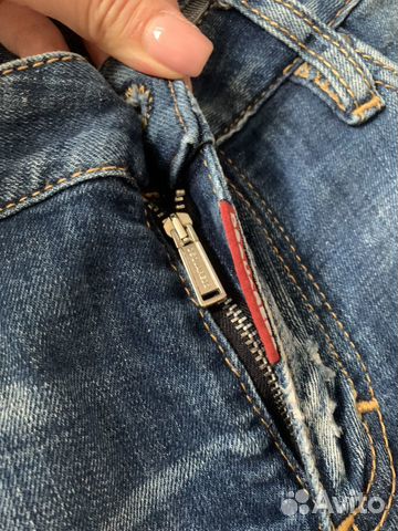 Джинсы dsquared2