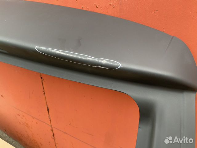 Новая крышка багажника Volkswagen Touareg с 2010г