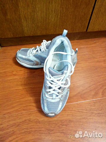 Кроссовки Skechers Shape-ups Кроссовки Skechers Shape-ups