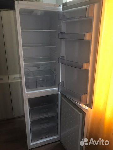 Холодильник Beko CS 335020 Холодильник Beko CS 335020