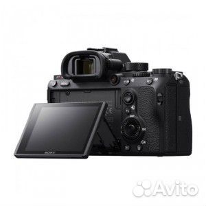 Цифровая фотокамера Sony Alpha ilce-A7R III Kit 50 Цифровая фотокамера Sony Alpha ilce-A7R III Kit 50