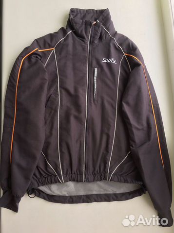 Разминочная куртка swix