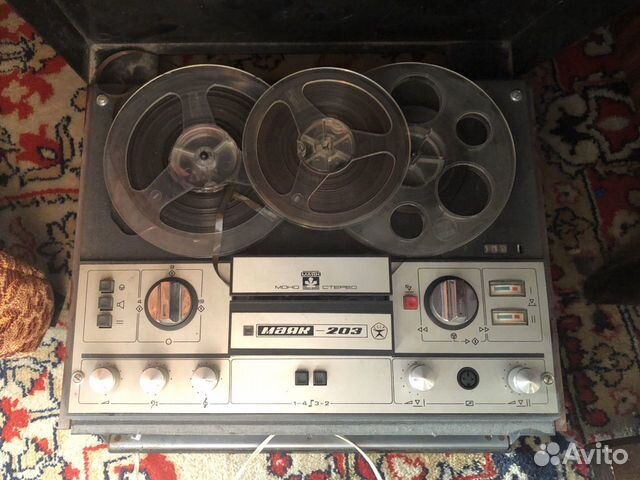 Катушечный магнитофон Маяк-203