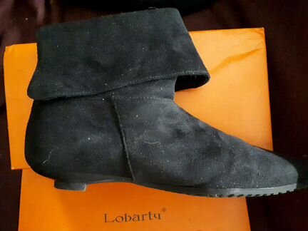 Замшевые ботильоны