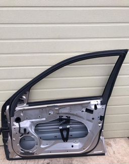 Передняя пассажирская дверь Мерседес w211
