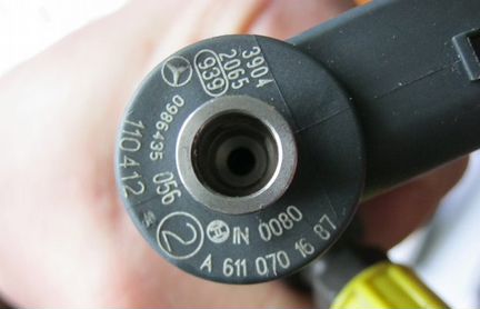 Форсунки мерседес спринтер, 2.2 CDI 6110701687