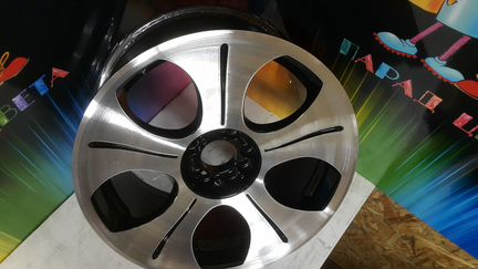 Разноширокие японские диски 4*114,3 и 5*114,3