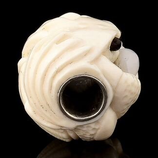 Подвеска из бивня мамонта 