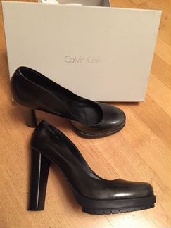 Новые стильные туфли Calvin Klein 39 р