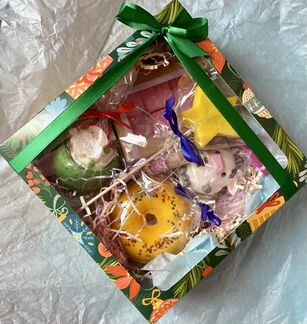 Новогодний подарочный набор- листай,много наборов