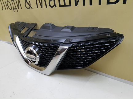Решетка радиатора Nissan Qashqai J11