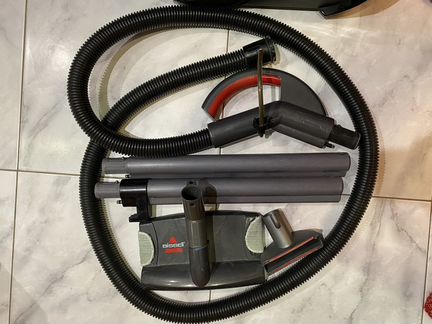 Моющий пылесос bissell