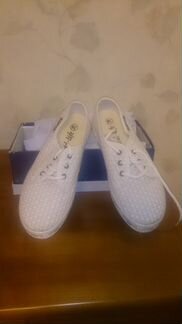 Легкие льняные туфли