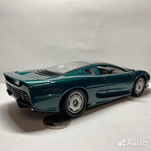 Jaguar XJ220 1:24