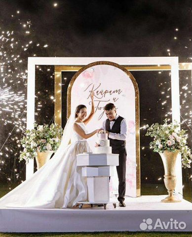 Тяжелый дым, фейерверк, свет, спаркуляры, конффети