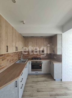 4-к. квартира, 90 м², 4/5 эт.