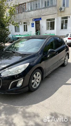 Peugeot 308 1.6 AT, 2011, 187 100 км