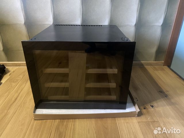 Винный шкаф caso wintSafe 18 EB Black