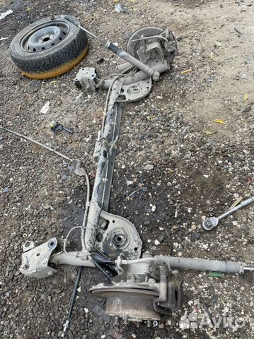 Задняя балка Ниссан Тиида