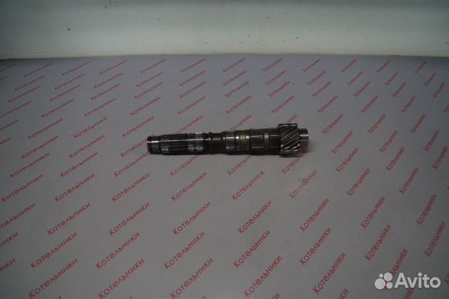 Nissan 32241-8H500 Вал вторичный