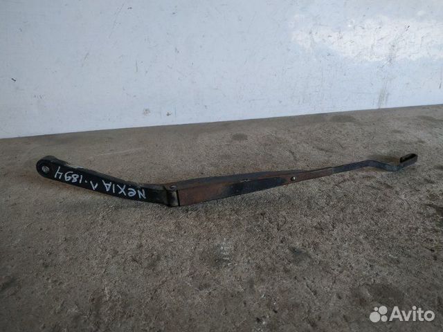 Поводок стеклоочистителя левый Daewoo Nexia