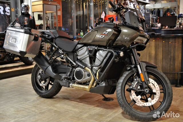 Harley Davidson Pan America 1250 (River Rock Gray)