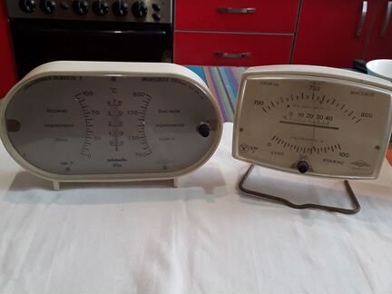 Барометр-метеостанция