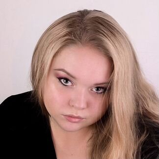 Ретушёр, Дизайнер