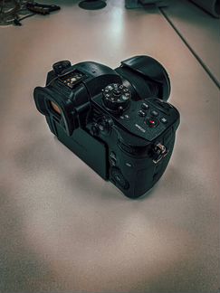 Panasonic Lumix DC-GH5 С обьективом