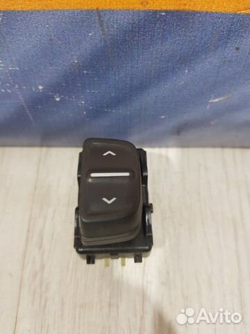 Кнопка стеклоподъемника Renault logan 2