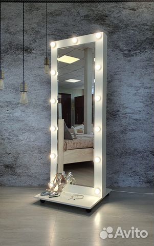 Зеркало новое