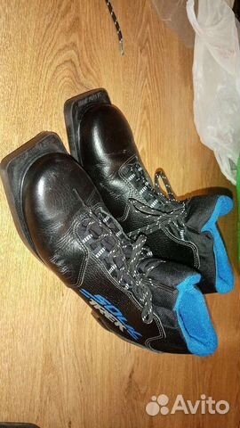 Лыжные ботинки