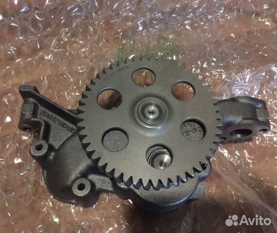 Масляный насос Mercedes OM457 A4571801601